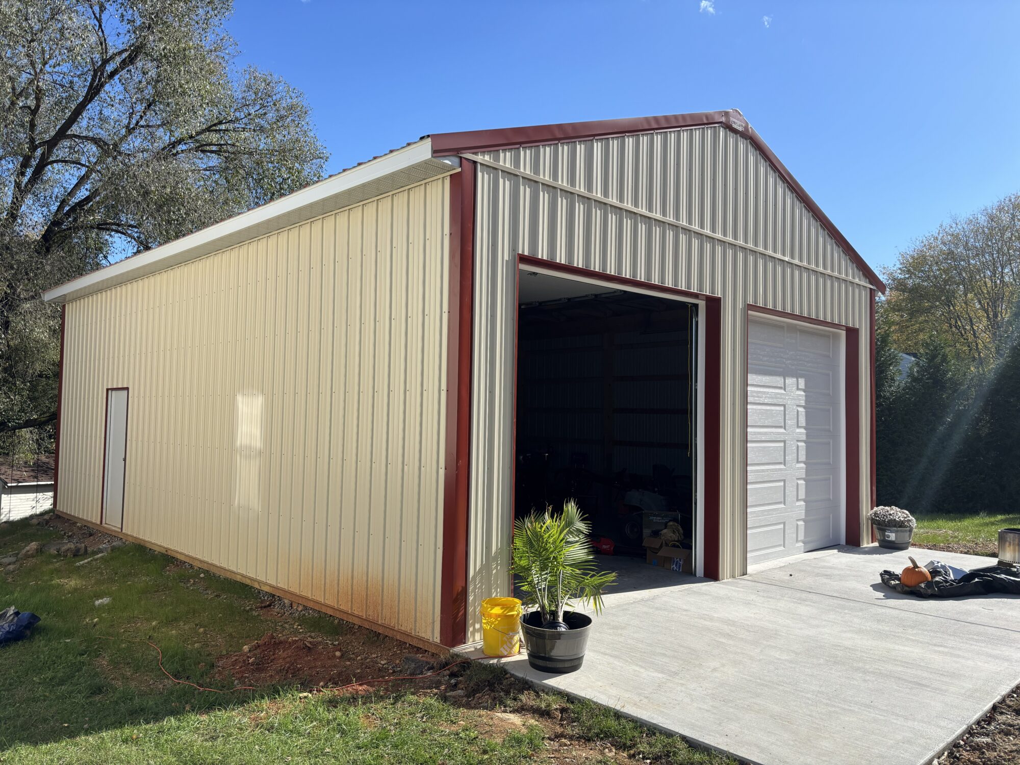Pole Garages in Lakewood