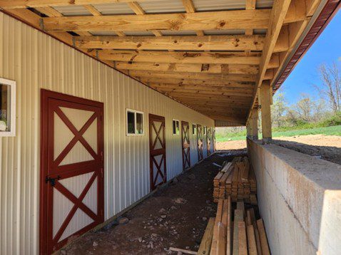 horse barn builders in Lakewood