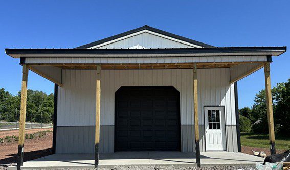 pole barn garage contractor in Middletown
